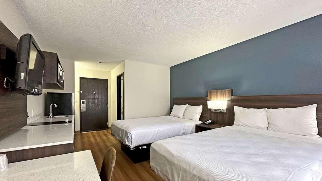 Suburban Studios Lavale - Cumberland La Vale Room photo
